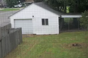 102 Nemacolin Rd, Carmichaels-Cumberland, PA 15320 - Photo 23