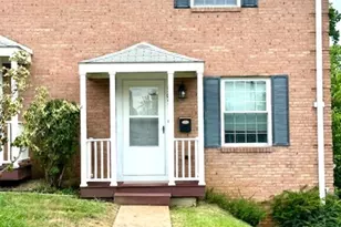 305 E James St, Munhall, PA 15120 - Photo 1