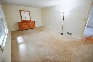 2597 Monterey Dr, Pittsburgh, PA 15241 - Photo 29