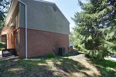2597 Monterey Dr, Pittsburgh, PA 15241 - Photo 49