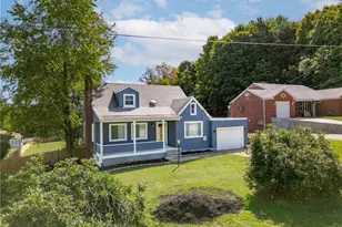 17 Long St, Hanover Township, PA 15021 - Photo 1