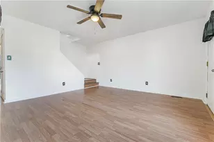 534 Magazine St, Scott Township, PA 15106 - Photo 3