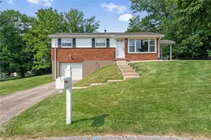 127 Rockwood Ave, Hempfield Township, PA 15642 - Photo 1