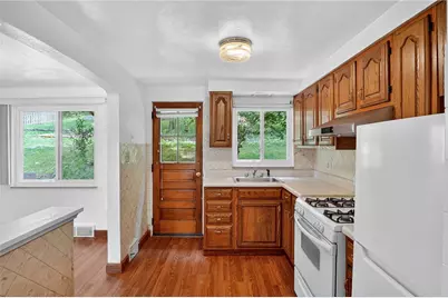 3904 Shady Avenue, Munhall, PA 15120 - Photo 9