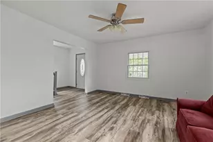 1301 Wade St, Aliquippa, PA 15001 - Photo 9