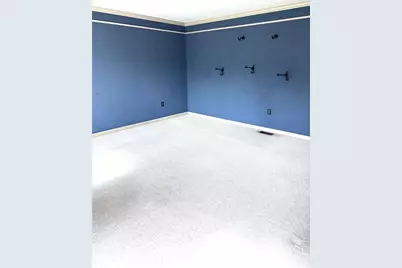 491 Peregrine Dr, North Huntingdon, PA 15642 - Photo 5