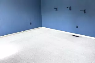 491 Peregrine Dr, North Huntingdon, PA 15642 - Photo 5