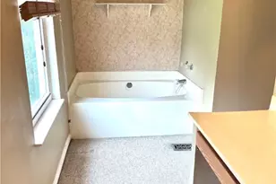 491 Peregrine Dr, North Huntingdon, PA 15642 - Photo 25