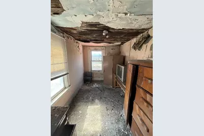 3326 Ruthven St, Pittsburgh, PA 15219 - Photo 9