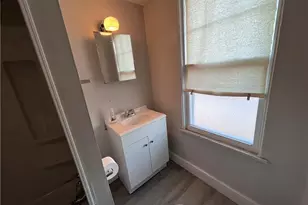 725 Clarissa St, Pittsburgh, PA 15219 - Photo 17