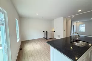 2004 Canterbury Dr, Imperial, PA 15126 - Photo 5