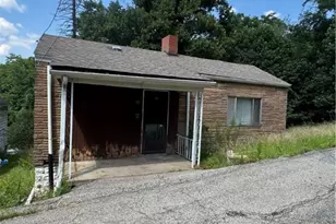 1042 Hays Ln, Munhall, PA 15120 - Photo 1