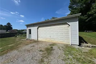 375 Browns Hill Rd, Middlesex Township, PA 16059 - Photo 3