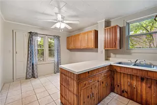 113 Gerhold St, Bethel Park, PA 15102 - Photo 9