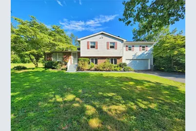 1660 Pulaski Mercer Rd, East Lackawannock Township, PA 16137 - Photo 1