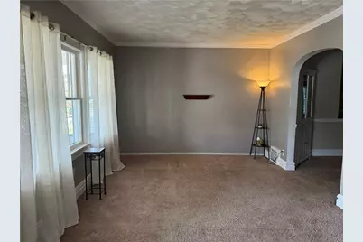 414 E Edgewood Ave, New Castle, PA 16105 - Photo 3