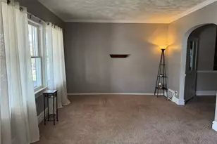 414 E Edgewood Ave, New Castle, PA 16105 - Photo 3