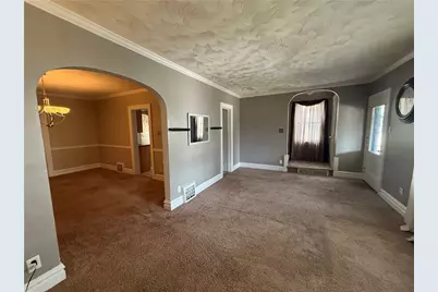 414 E Edgewood Ave, New Castle, PA 16105 - Photo 5