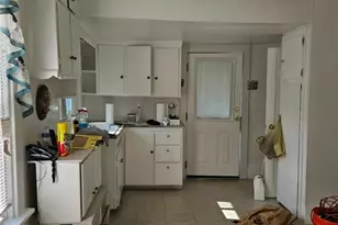 2416 26th St, White Township, PA 15010 - Photo 5