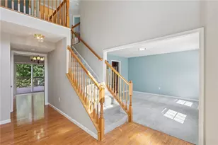 514 Luke Ct, Cranberry Township, PA 16066 - Photo 5