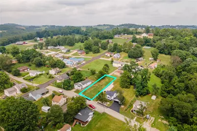 352 Pershing Ave, Chartiers, PA 15342 - Photo 5