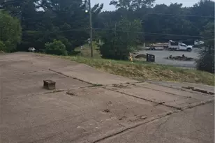 587 E Pittsburgh St, Greensburg, PA 15601 - Photo 13