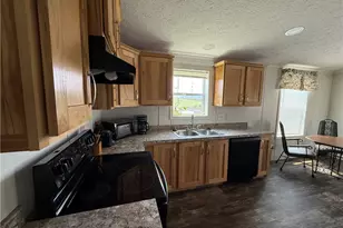 121 Rt 21 Mhp, Carmichaels-Cumberland, PA 15320 - Photo 7