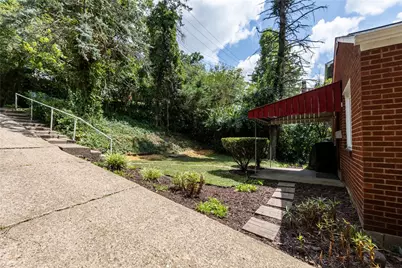 211 Bascom, Observatory Hill, PA 15214 - Photo 5