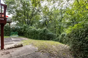 211 Bascom, Observatory Hill, PA 15214 - Photo 7