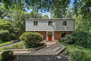 4151 Timberlane Dr, Hampton, PA 15101 - Photo 1