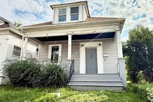 419 N 4th St, Clairton, PA 15025 - Photo 1