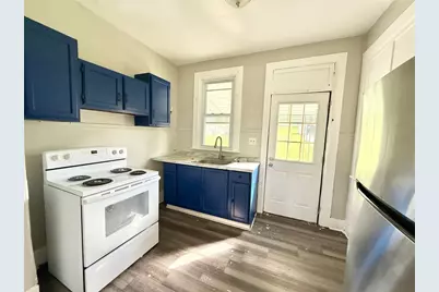 419 N 4th St, Clairton, PA 15025 - Photo 3