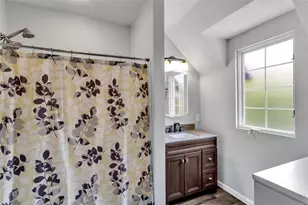 3128 Elroy Ave, Pittsburgh, PA 15227 - Photo 15