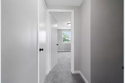 540 Center Hill Rd, Pittsburgh, PA 15239 - Photo 21