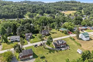 540 Center Hill Rd, Pittsburgh, PA 15239 - Photo 31