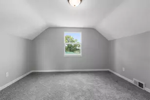 540 Center Hill Rd, Pittsburgh, PA 15239 - Photo 23