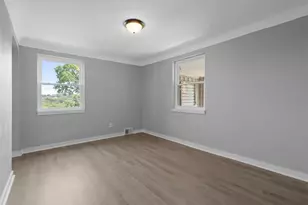 540 Center Hill Rd, Pittsburgh, PA 15239 - Photo 7