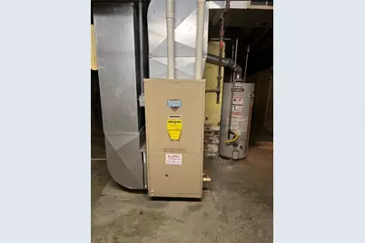 513 Young St, New Castle, PA 16101 - Photo 19