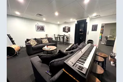 550 W George St, Carmichaels-Cumberland, PA 15320 - Photo 35