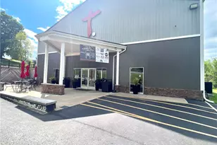 550 W George St, Carmichaels-Cumberland, PA 15320 - Photo 3