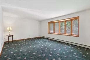 100 Joshua Dr, Lancaster Township, PA 16037 - Photo 9