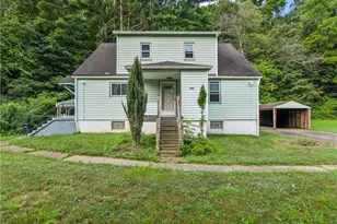 403 Clinton Ave Ext, Oakdale, PA 15071 - Photo 1