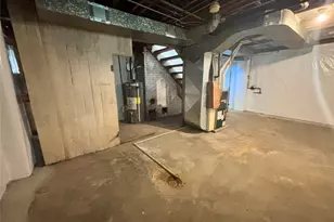 705 California Ave, Ellwood City, PA 16117 - Photo 17