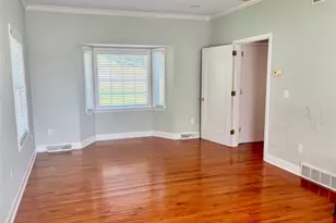 705 California Ave, Ellwood City, PA 16117 - Photo 3