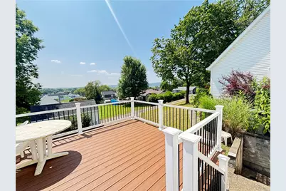 705 California Ave, Ellwood City, PA 16117 - Photo 23