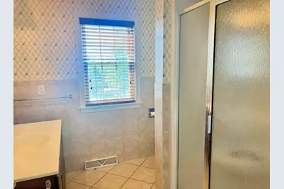 705 California Ave, Ellwood City, PA 16117 - Photo 5