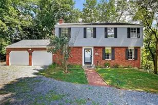 28 Shannopin Dr, Ohio Township, PA 15202 - Photo 1