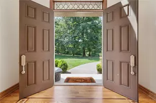 1653 Chapel Ridge Ln, Adams Township, PA 16046 - Photo 5