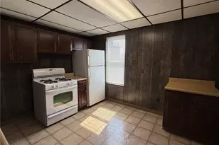 31 W College St, Canonsburg, PA 15317 - Photo 21