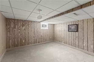 31 W College St, Canonsburg, PA 15317 - Photo 13